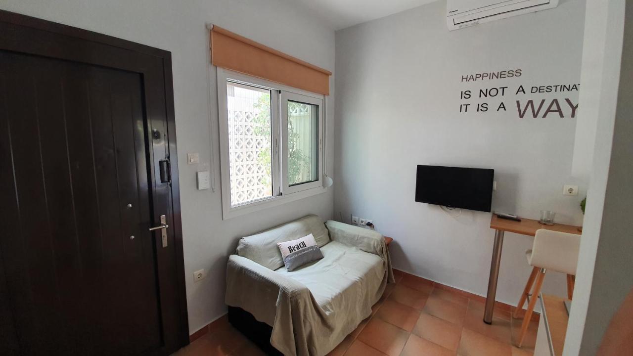 Cozy Seaside Studio In Lemos Vouliagmenis Афины Экстерьер фото