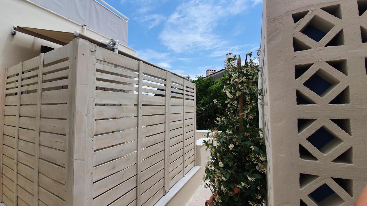 Cozy Seaside Studio In Lemos Vouliagmenis Афины Экстерьер фото